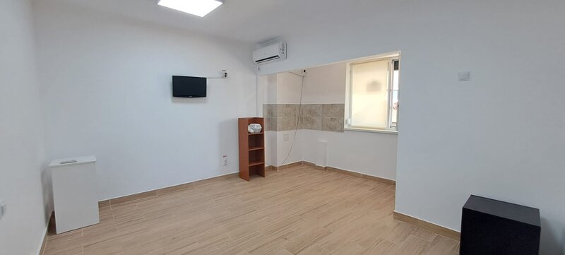 Chiajna - Str. Ilie Petre, garsoniera de inchiriat, langa Chiajna Mall